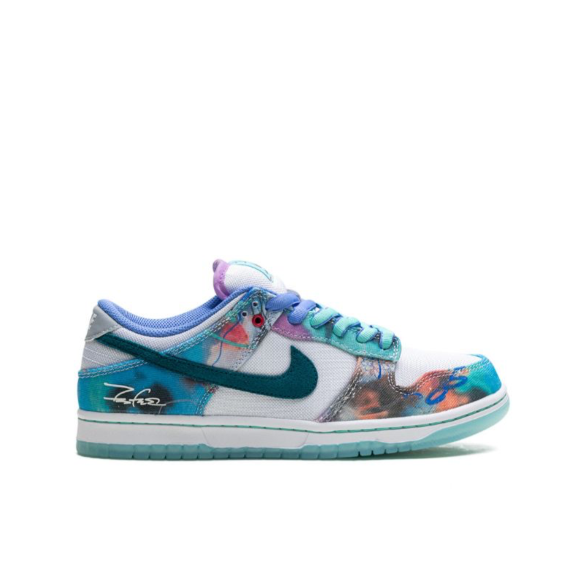 Nike x Futura Laboratories SB Dunk Low "Bleached Aqua"